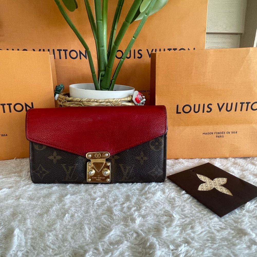 Louis Vuitton Pallas long wallet